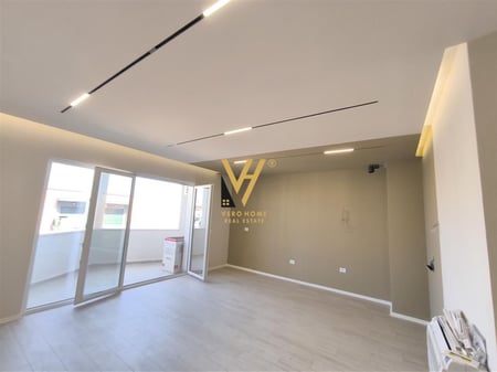 JEPET ZYRE 66 M2 ME QERA TEK RIVER REZIDENCE, UNAZA E RE 550 EURO