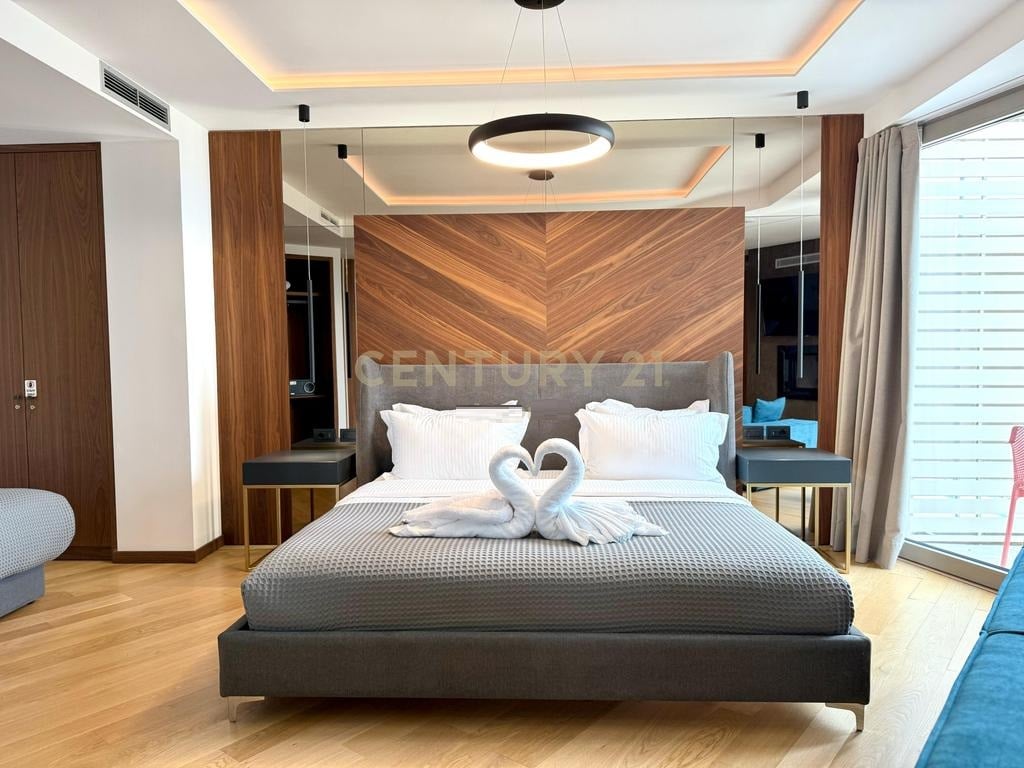 Prive Luxury | Apartament per shitje me jacuzzi, pamje spektakolare nga deti dhe dizajn mesdhetar në Kepin e Rodonit 306,000 €