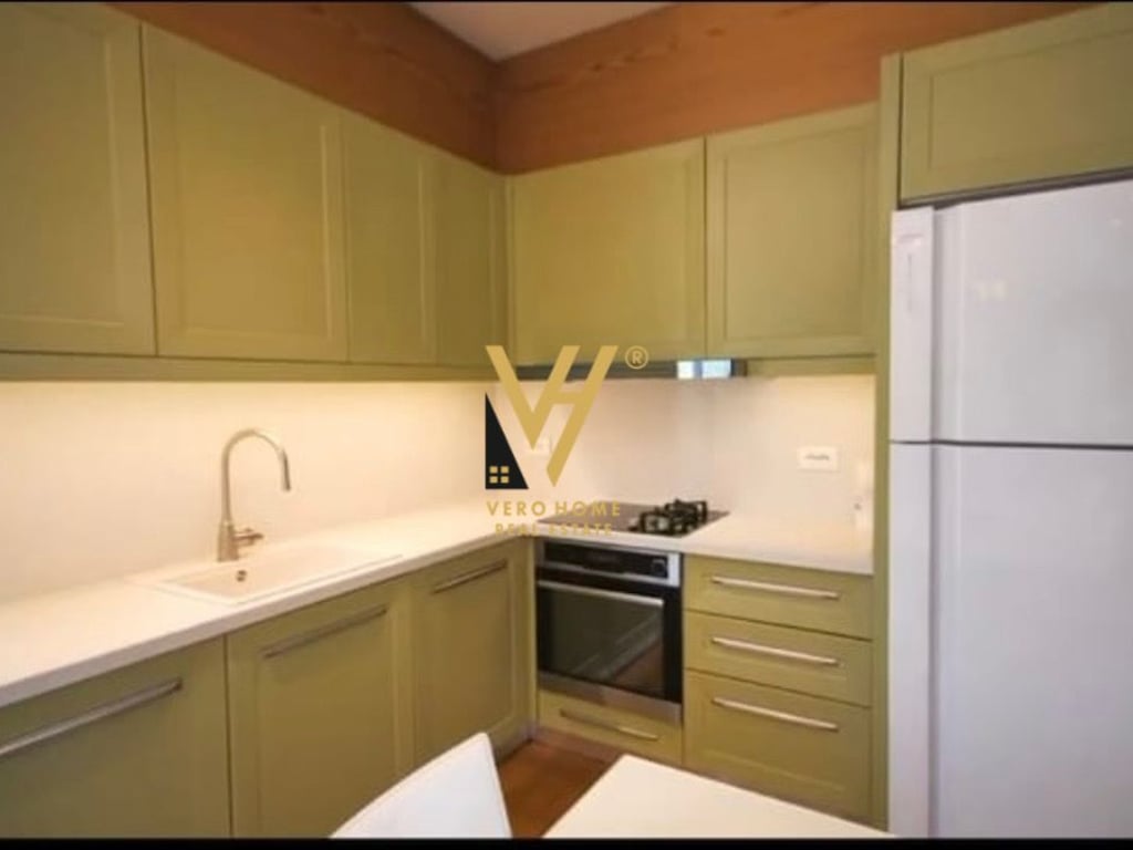 VENDESI TERRENO + VILLA A DUE PIANI NELLA ZONA DI KODRA KUQE, PASKUQAN 1.200.000 EURO