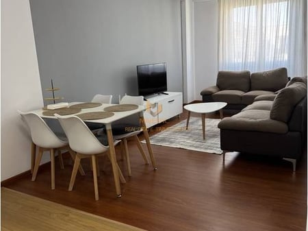 A 2+1 apartment is for rent at the Star complex, Ndre Mjeda street.