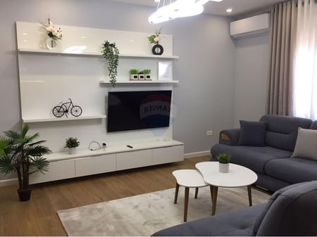 Appartamento 2+1+2 in affitto, Zogu i Zi