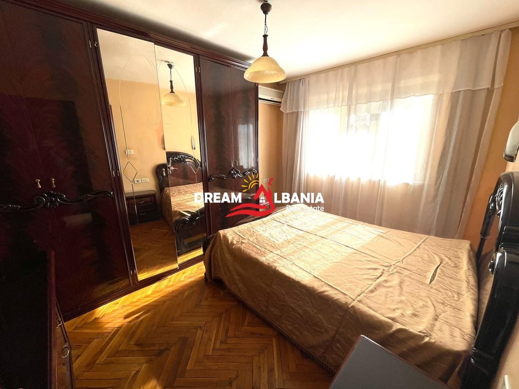 Apartament 2+1 me qera ne qender tek Rruga e Durresit.ID (4229342)