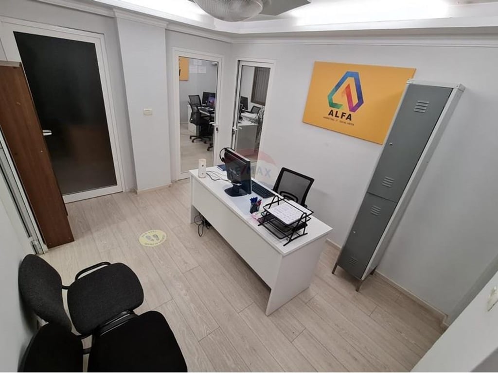 Ambient biznesi me qera, ish blloku