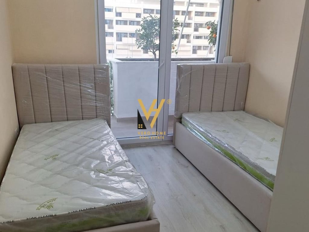 AFFITTASI APPARTAMENTO 2+1+BLK IN VIA 5 MAJI A 500 EURO