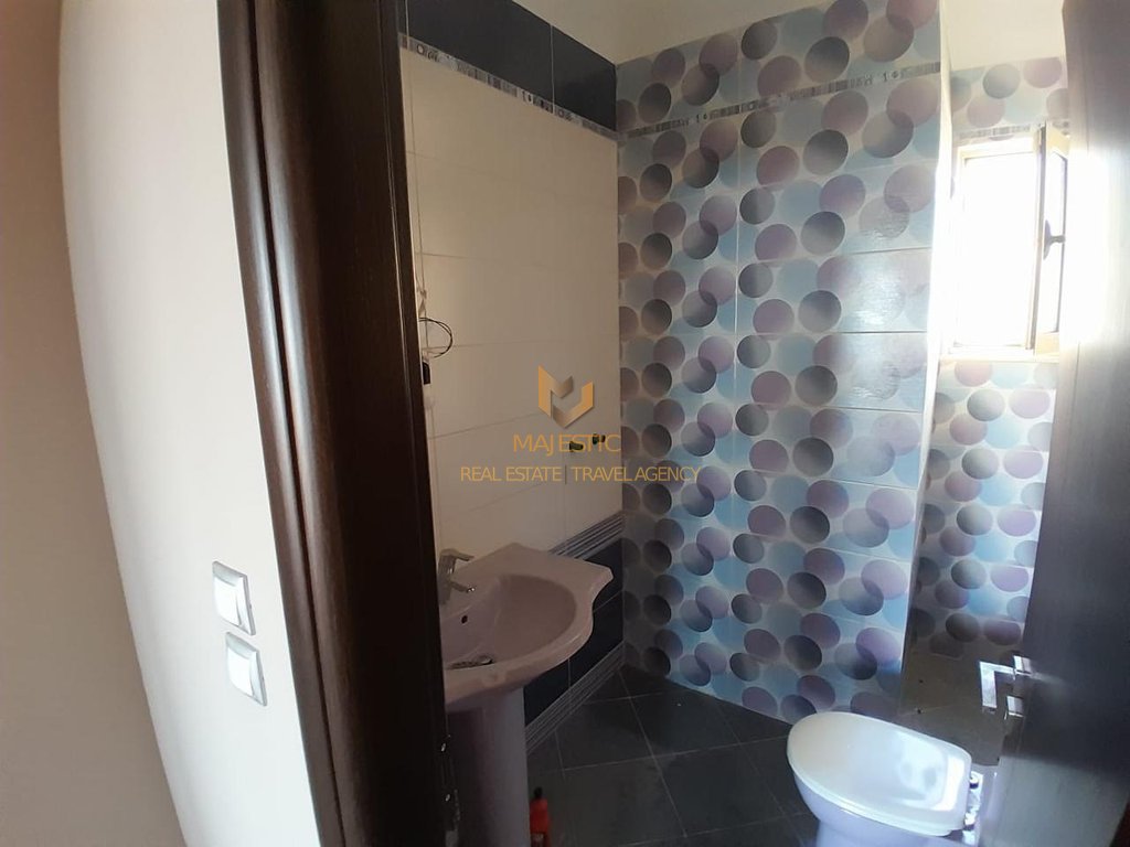 	Apartament 2+1+2 për Shitje në Sarandë - 155,000€ | 120 m²