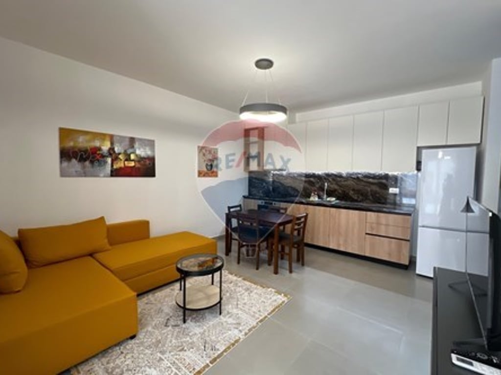 APARTAMENT PER QIRA 2+1 TE DONIKA CENTER