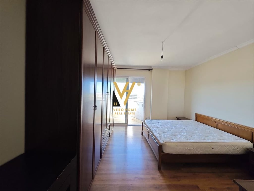 AFFITTASI PENTHOUSE 2+1+BLK A FRESK PER 550 EURO