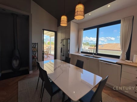 ✨🏡 SHITET APARTAMENT 3+1+2 ME VERANDË DHE 2 POSTE PARKIMI – REZIDENCA PORTA E GJELBËR