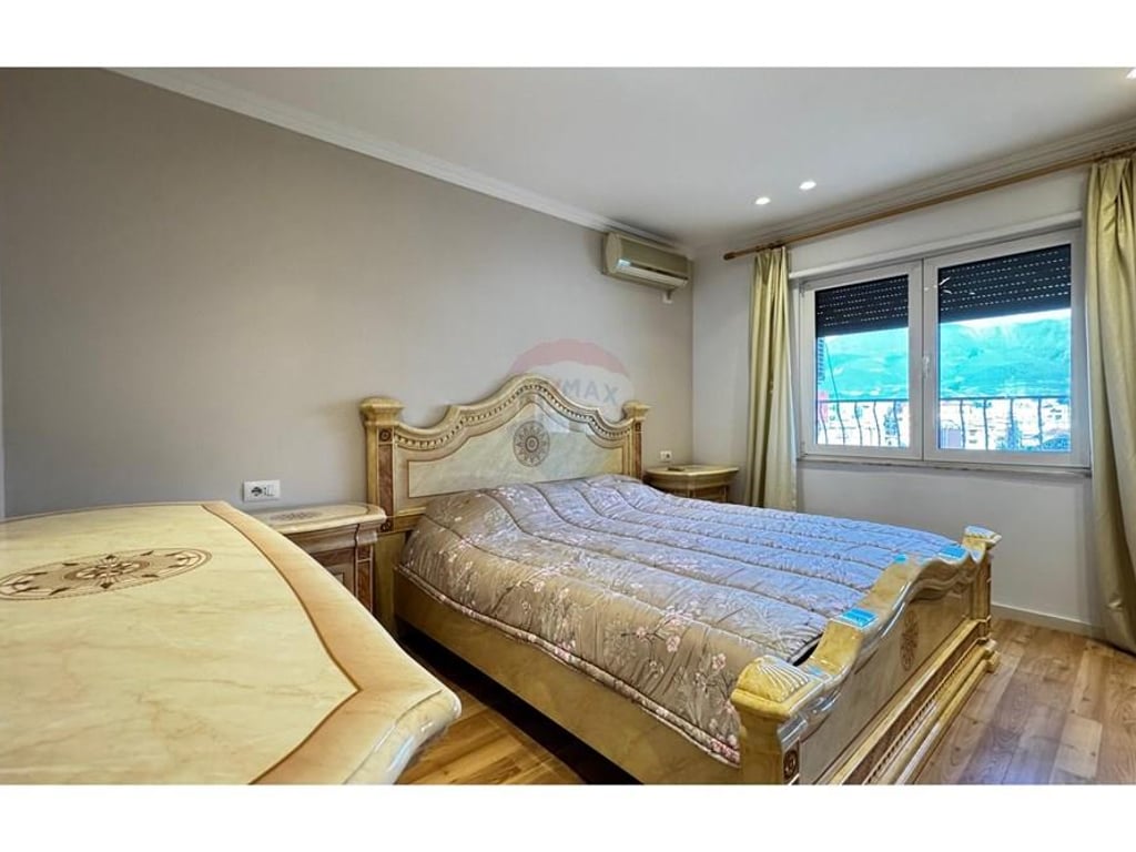 Apartament 2+1 per qira tek Liceu Artistik!