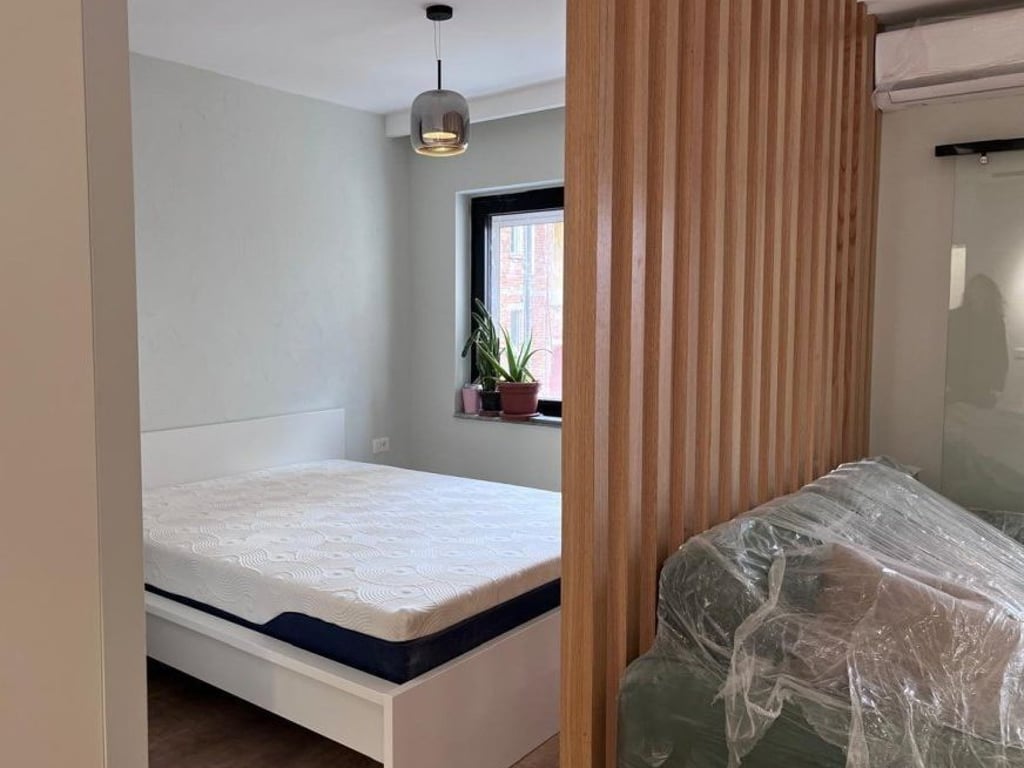 Kavaja Street, near the UFO Faculty of Architecture,