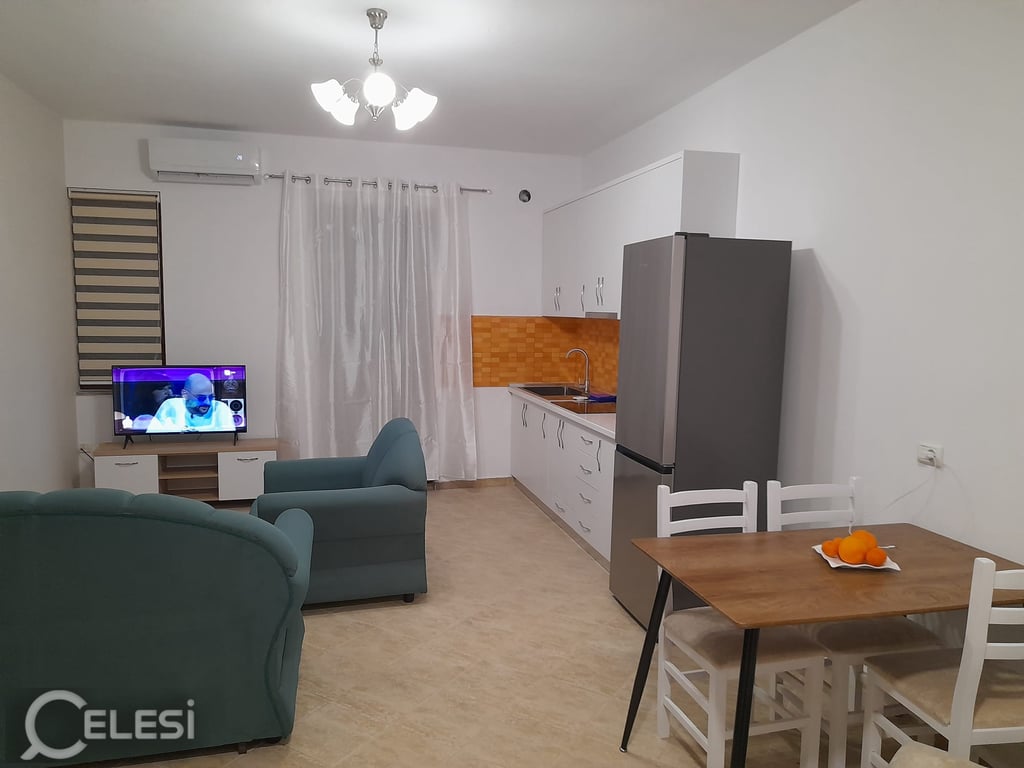 Jepet me qera apartament 2+1 pas Square 21