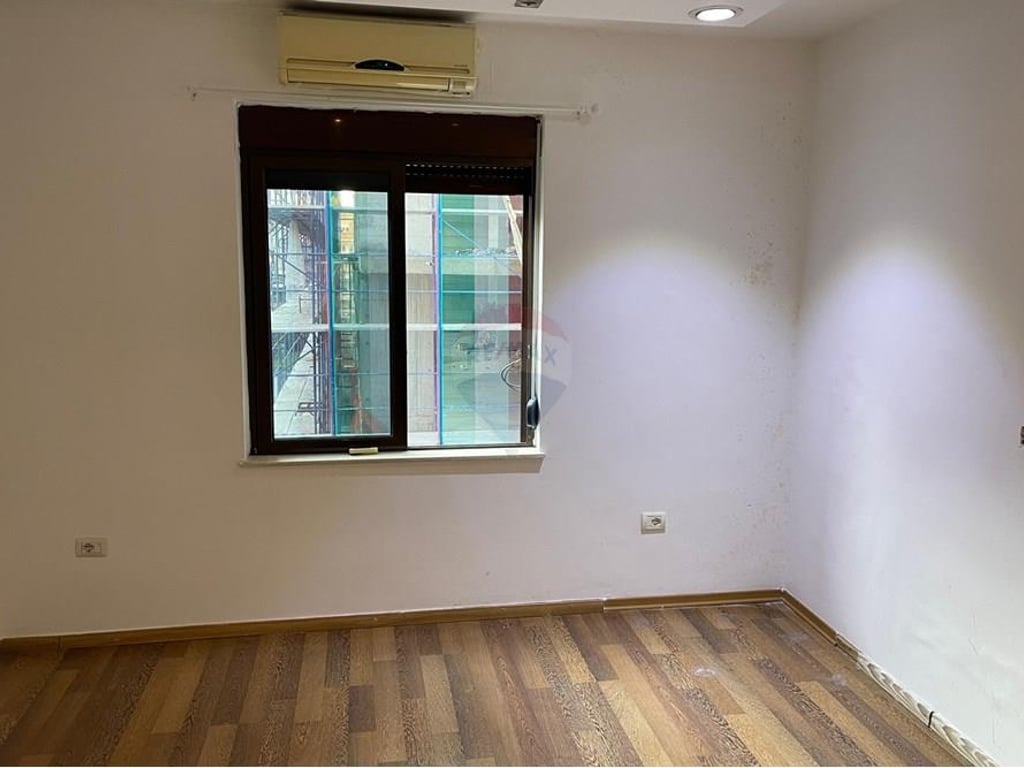 APARTAMENT 3+1+2 PER SHITJE NE BLLOK