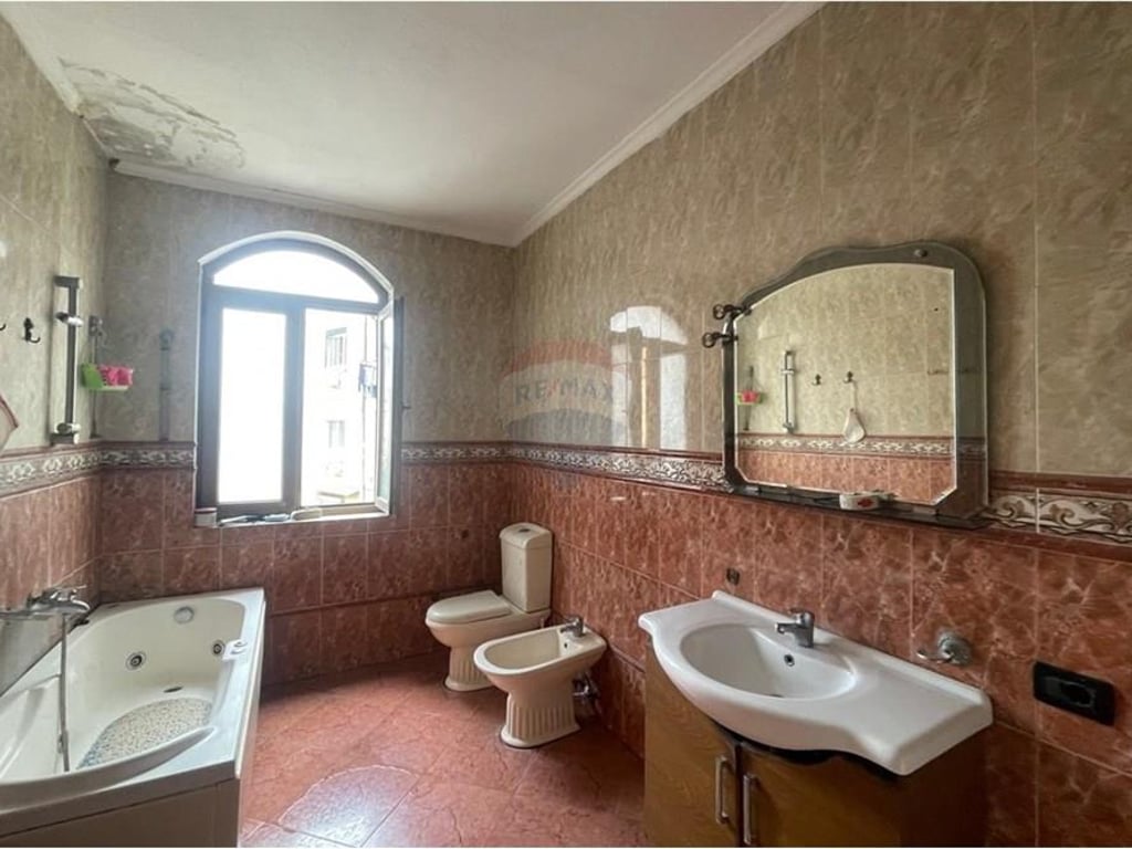 Apartment for Rent at Ali Demi