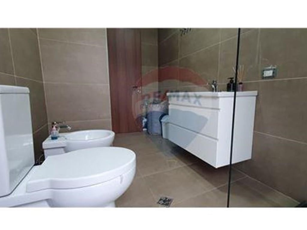 Appartamento 2+1+2 in Vendita a Pazari i Ri