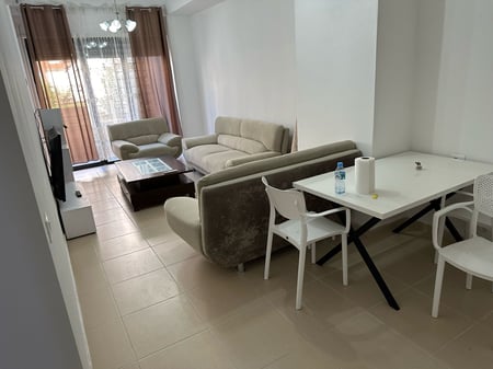 Affittasi appartamento 1+1 a Kodra e Diellit.
