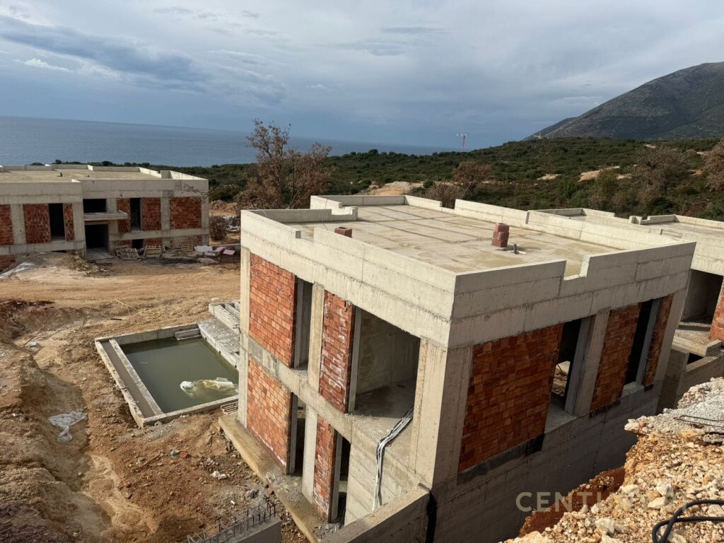VILLA CON PISCINA IN VENDITA A SAN NICOLAS DHERMI!