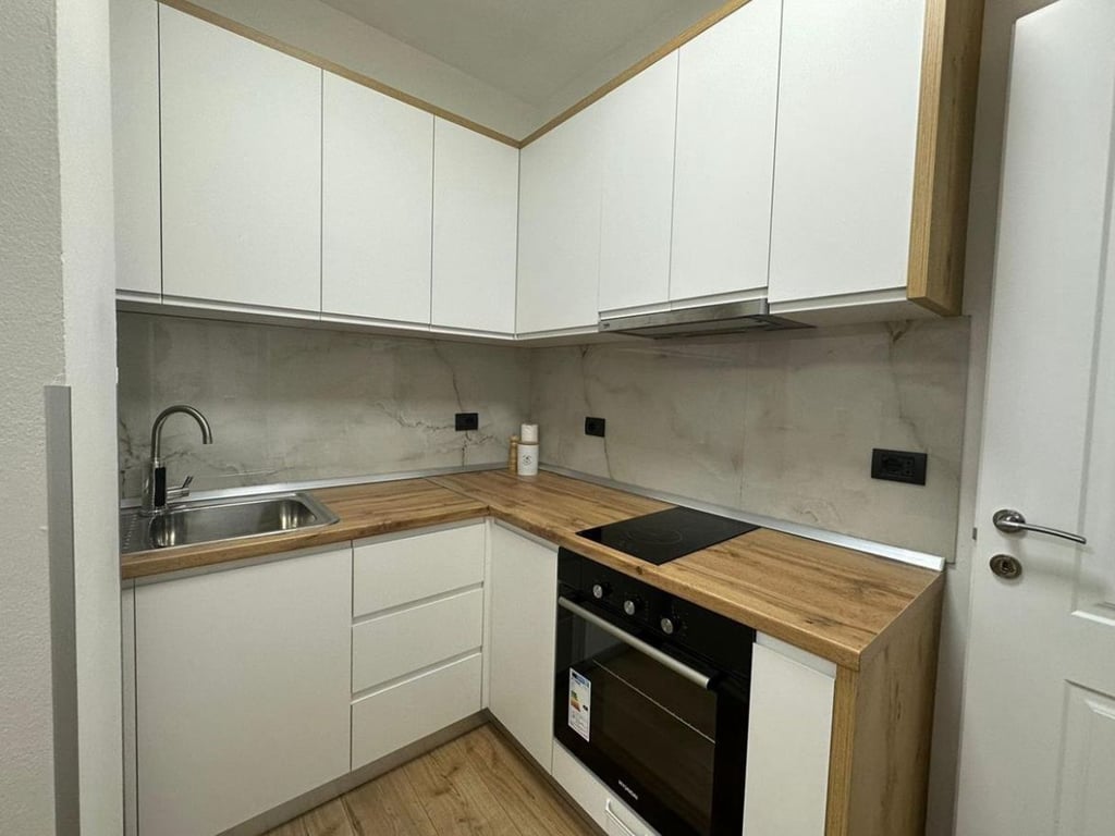 Appartamento in affitto in centro in via Bogdaneve (550 Euro)