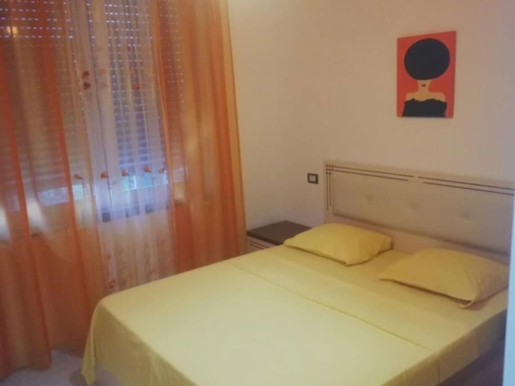 Appartamento 1+1 in affitto presso il Giardino Botanico (450 Euro)