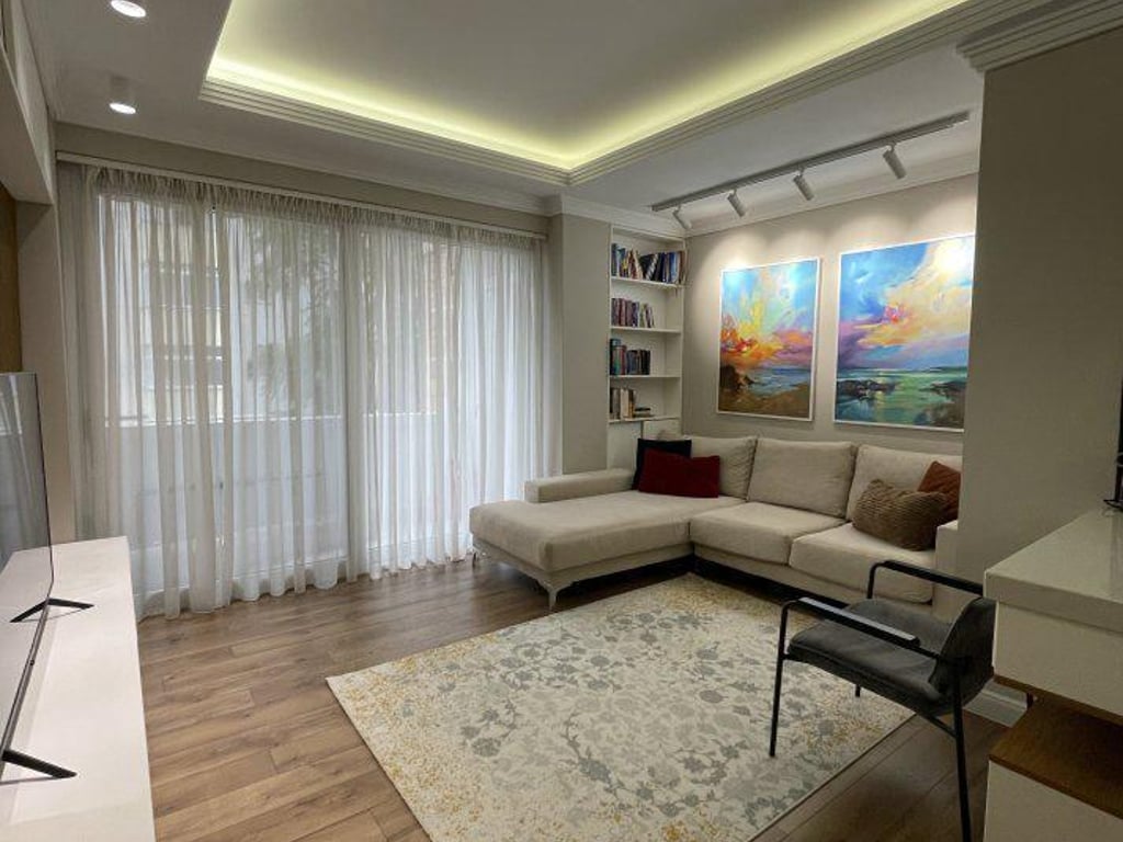 Qera! Apartament 2+1, Xhamlliku