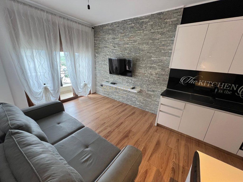 Affittasi appartamento 2+1 a Fresk 450 € /Mese
