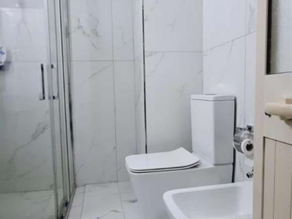 Jepet me gira 1 + 1 600 EUR / muaj