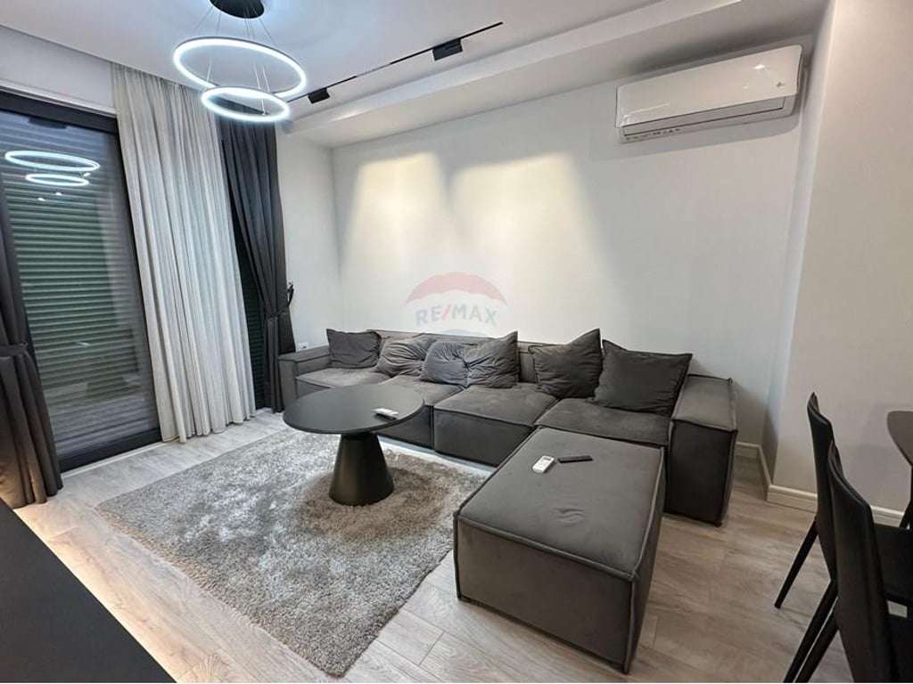 2+1+2 apartment for rent Porcelain