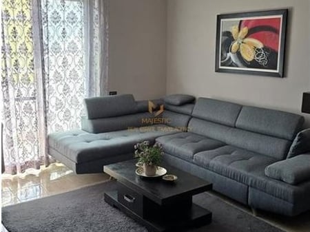 Affittasi appartamento 1+1 a Selvia, via Dibra.