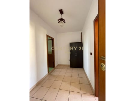 Apartament 1+1 për Qira në Lagja nr.18, Durrës - 250€ | 56 m²