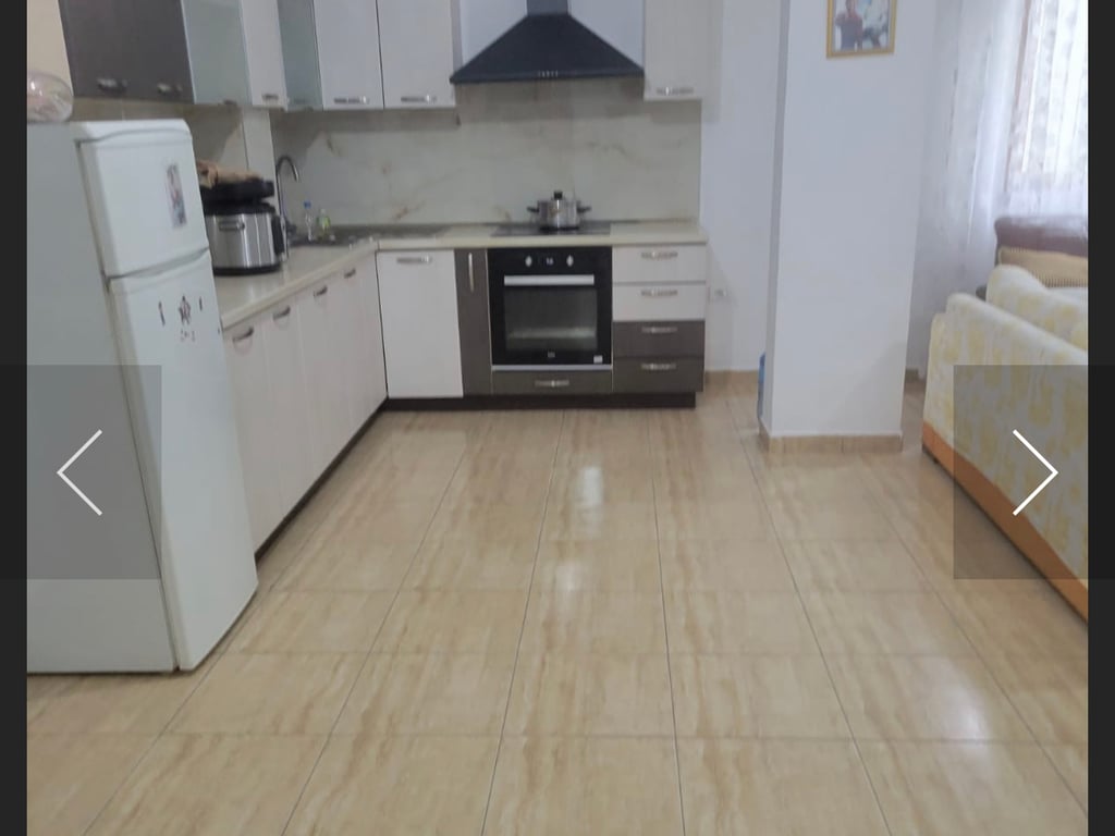 si affitta appartamento 3+1+parcheggio+veranda all'incrocio di Kamza