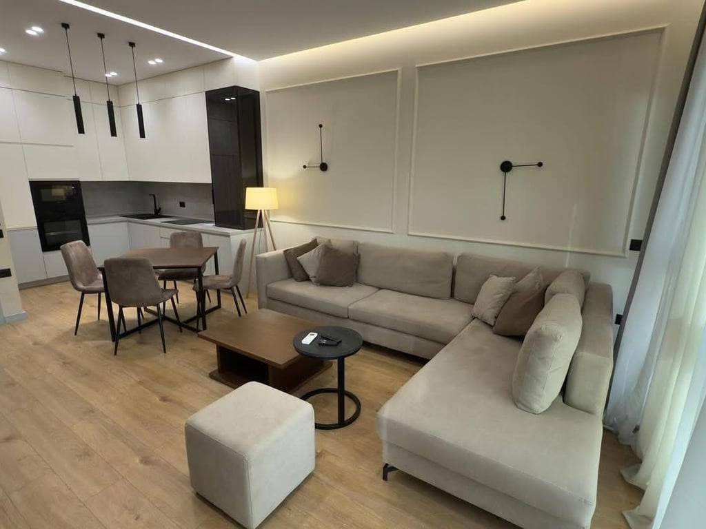 APPARTAMENTO 1+1 IN AFFITTO PRESSO IL COMPLESSO SQUARE 21, VIA KAVAJES