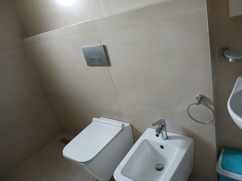 Jepet me qera hyrje 1+1 Kombinat