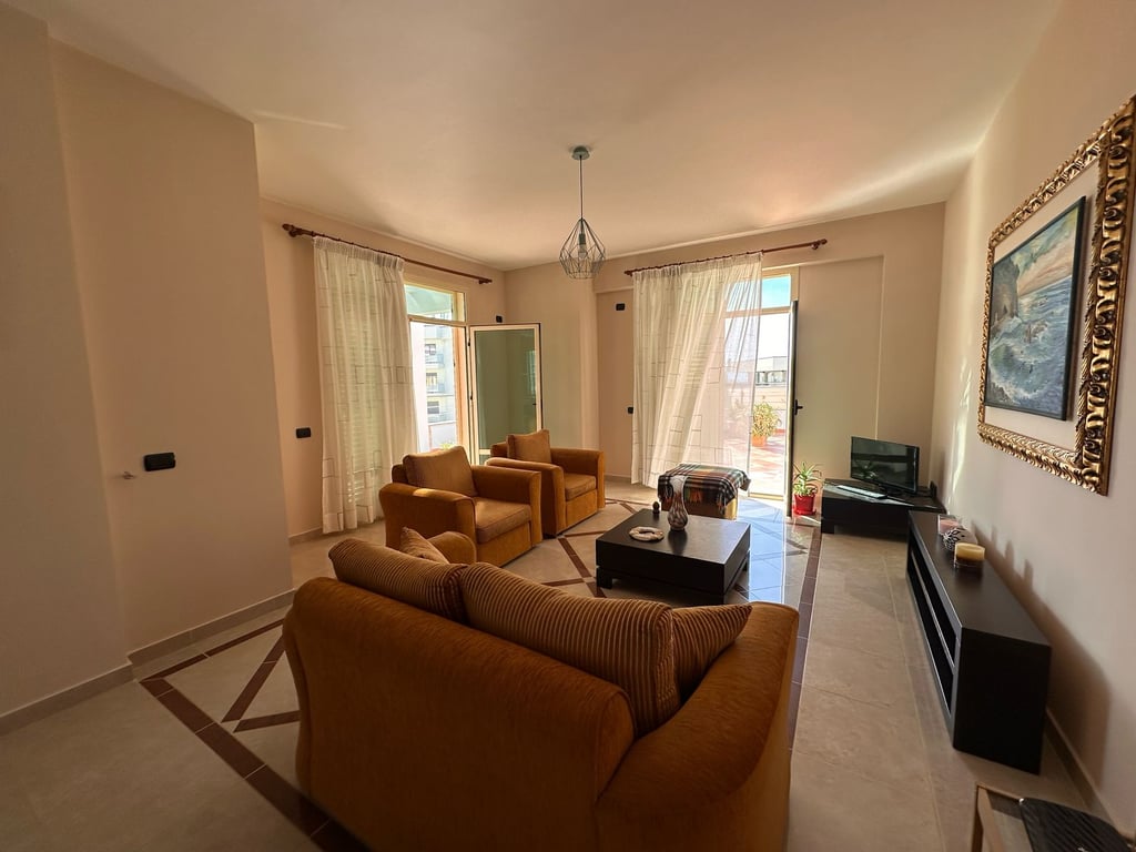 VENDESI PENTHOUSE 2+1+2 SUL LUNGOMARE!!