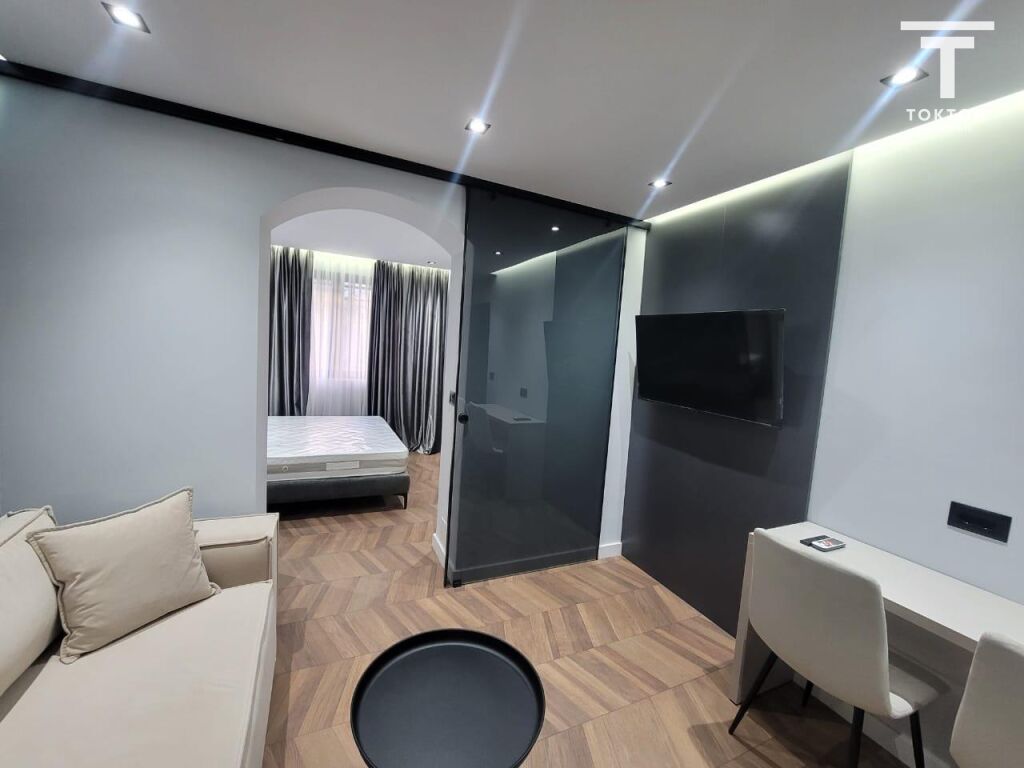 FOR SALE, 1+1 APARTMENT + 2 STUDIOS, DECEMBER 21, TIRANA