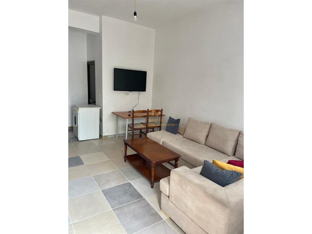 A 2+1 apartment is available for rent on 5 May Street.