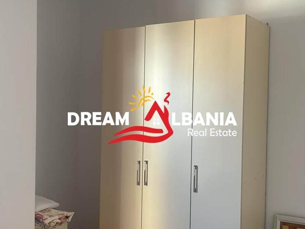 Jepet me qera apartament 1+1 ne rrugen e Barrikadave prane kopshtit Bucko (ID 42111351)