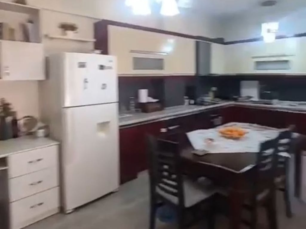 Jepet me qera apartament 2+1 ne Laprak Rr Dritan Hoxha