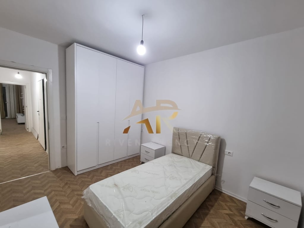 Appartamento 2+1+2 in affitto con posto auto ad Ali Dem