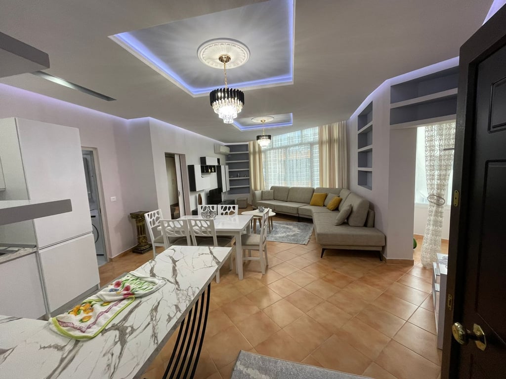 Apartament 1+1 per qira, Liqeni i Thate!