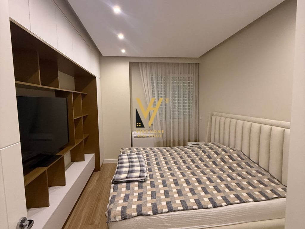 SHITET APARTAMENT 3+1+2BLK TE LIQENI I THATE 300.000 EURO