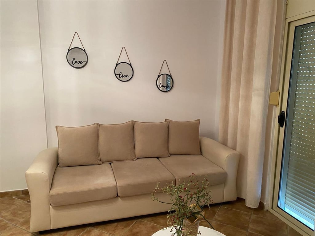 Apartment 1+1 for rent, Fresk near Big Market 350,000 lek.