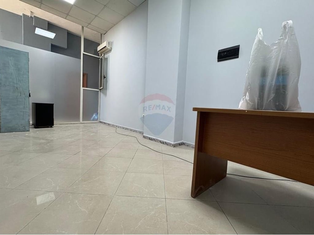 Ambjent biznesi per shitje tek Selvia !