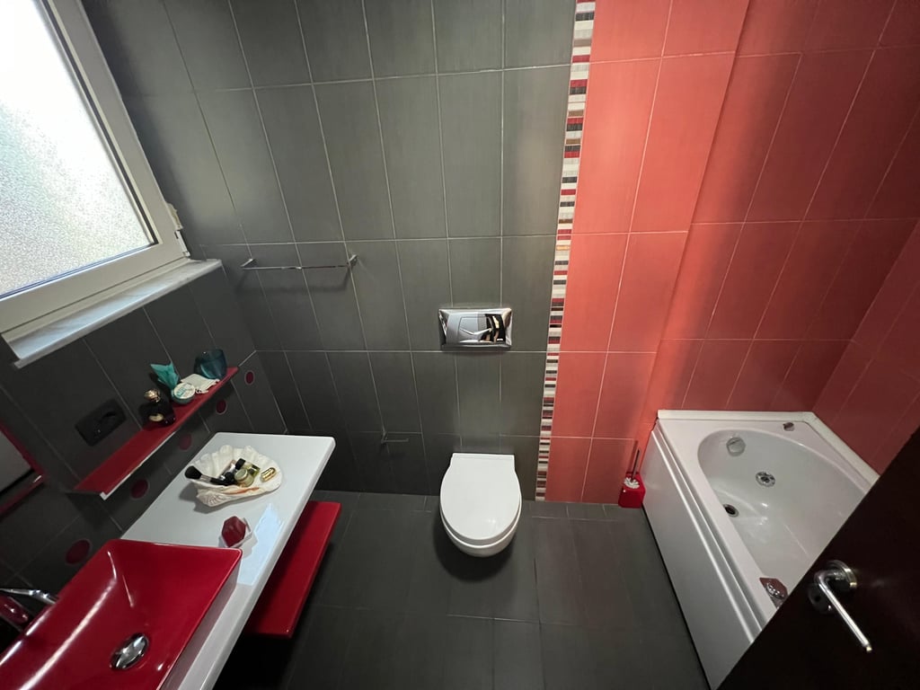 JEPET ME QERA APARTAMENT 2+1+2 KOMPLEKSI PANORAMA