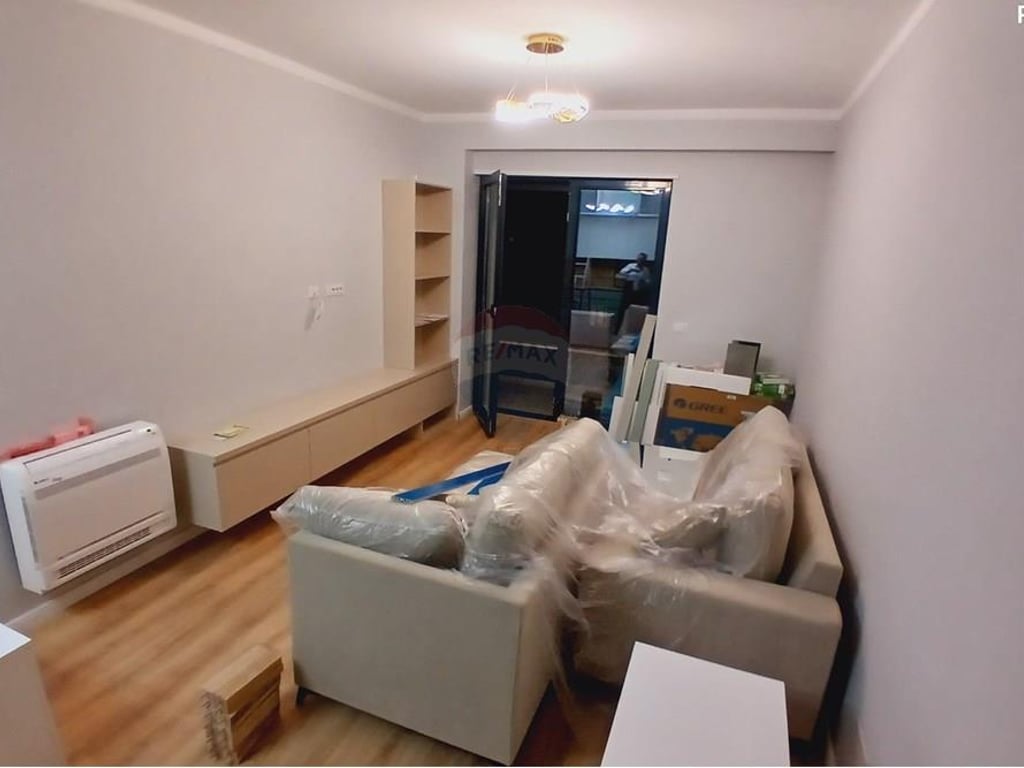 APARTAMENT 2+1+2 ME QIRA TEK BULEVARDIT E RI!