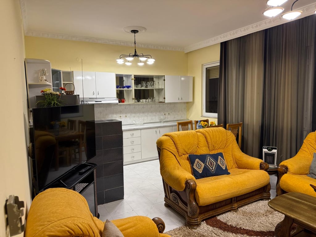 Affittasi appartamento 2+1 a Brryli 500 euro.