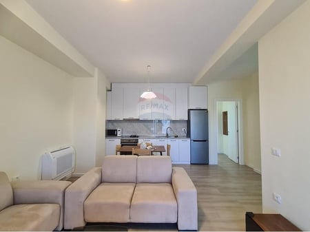 Appartamento - In Affitto - Via Kavajës