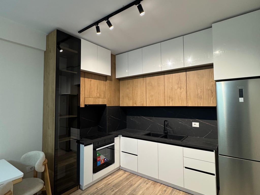 Apartament me qera 1+1 astir urban gate 45000 leke