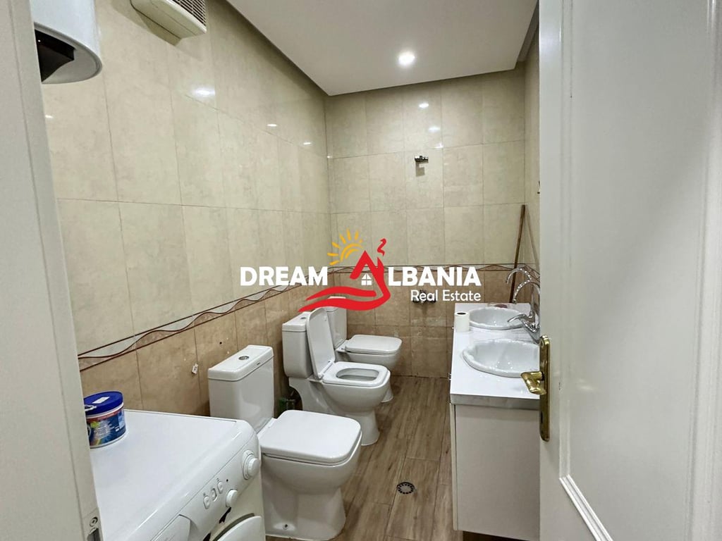 Office space for rent in Bllok (ID 42611151)
