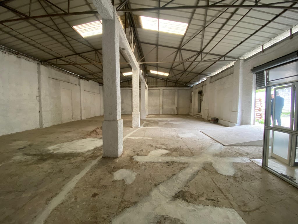 Magazine me Qira, ne Selite, prane Tregut Ushqimor