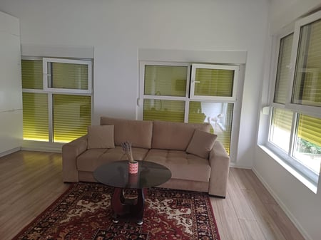 Affittasi appartamento 2+1, Ali Demi (complesso Mangalem) Prezzo: 450 mila lekë