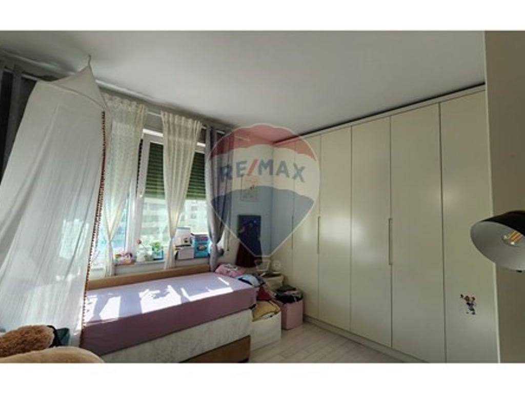 Apartament 2+1 për shitje në Rrugën e Elbasanit pranë Ambasador 2